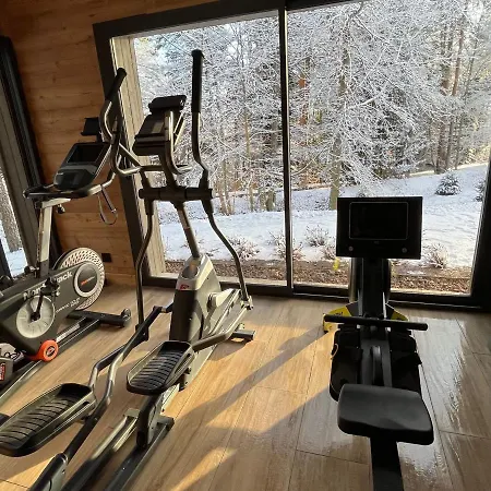Avec Bain A Remous Privatif, Piscine, Salle De Sport Et Aire De Jeux Au Bord Du Golf De Chambon - Fr-1-582-370 Holiday home Le Chambon-sur-Lignon